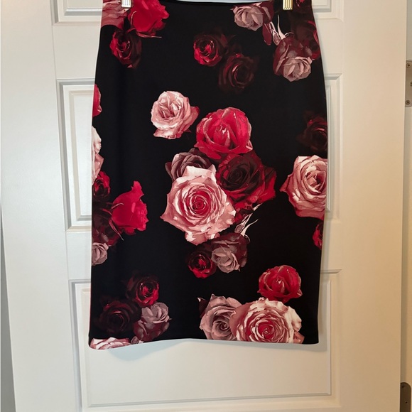 WHBM Black, Pink  and Red Floral Pencil Skirt - Picture 3 of 5